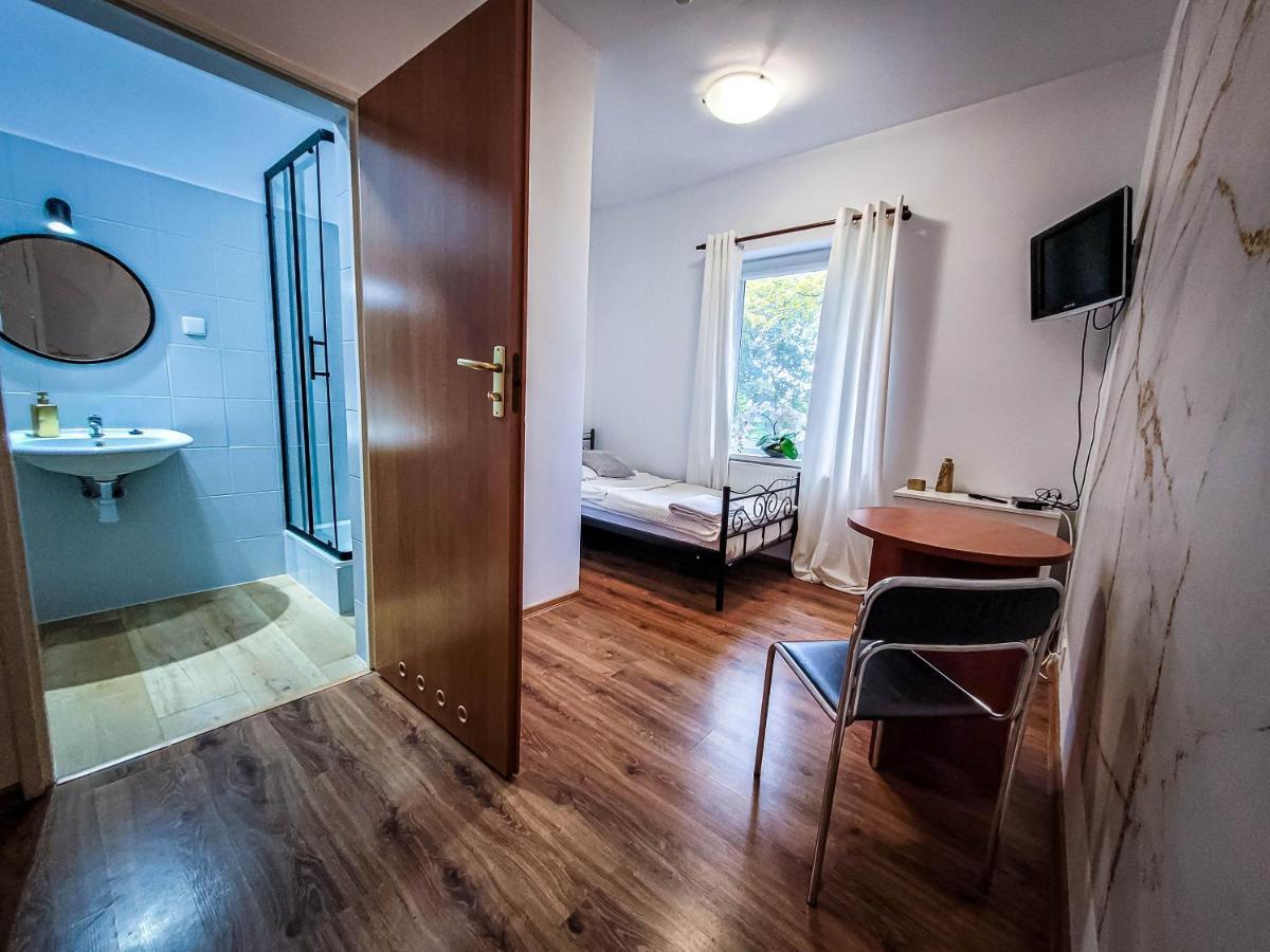 Osrodek Sportowo-Wypoczynkowy Hotel คอชโน ภายนอก รูปภาพ